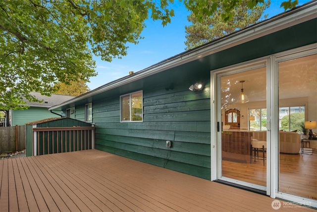 10611 NE 193rd Street, Bothell, WA 98011