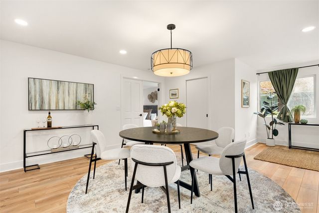 10611 NE 193rd Street, Bothell, WA 98011