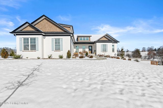 100 Sparrow Ln, Fisherville, KY 40023