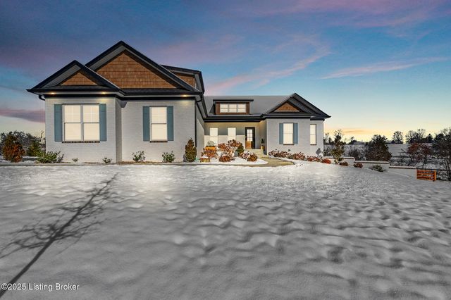 100 Sparrow Ln, Fisherville, KY 40023