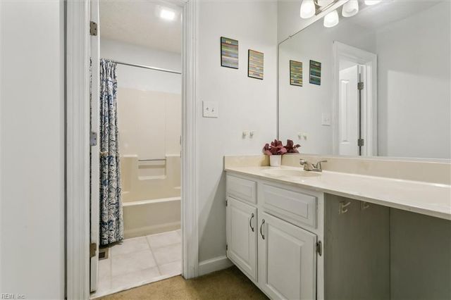 1058 Palmerton DR, Newport News, VA 23602