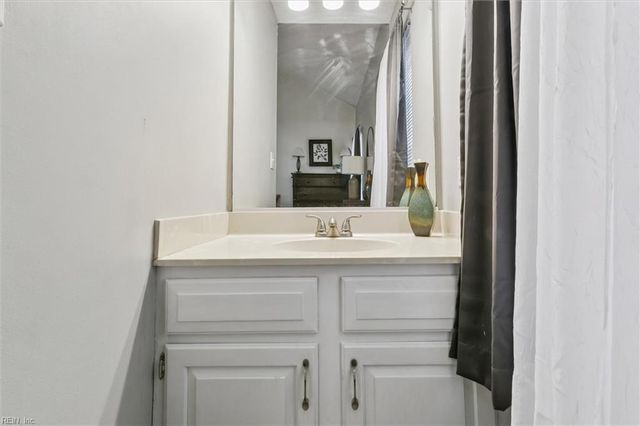 1058 Palmerton DR, Newport News, VA 23602