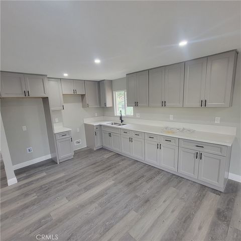 12423 Ridgewood Drive, Yucaipa, CA 92399
