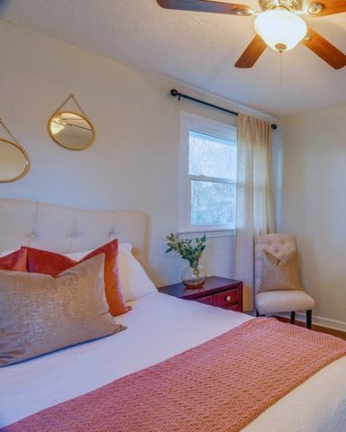 500 Whispering Hills Dr, Nashville, TN 37211