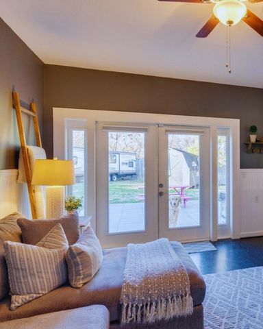 500 Whispering Hills Dr, Nashville, TN 37211