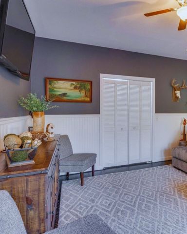 500 Whispering Hills Dr, Nashville, TN 37211