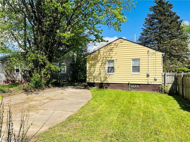 3968 E 147th Street, Cleveland, OH 44128