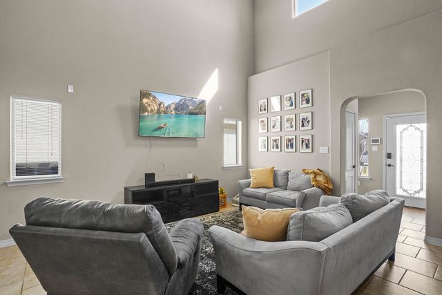 3873 LOMA CORTEZ Drive, El Paso, TX 79938