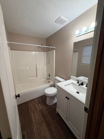 1149 Fallbrook Drive, Elsmere, KY 41018