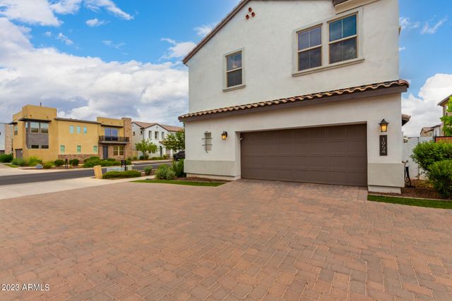 1954 S FOLLETT Way, Gilbert, AZ 85295