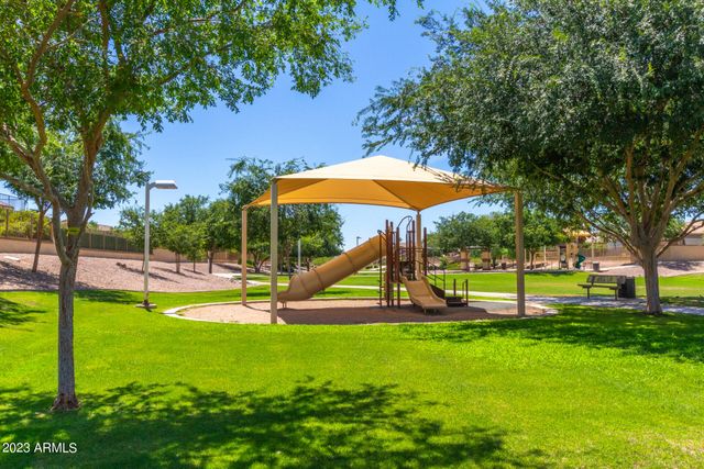 1954 S FOLLETT Way, Gilbert, AZ 85295