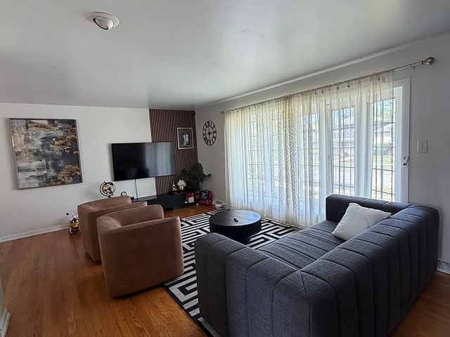 17624 71st Avenue, Tinley Park, IL 60477