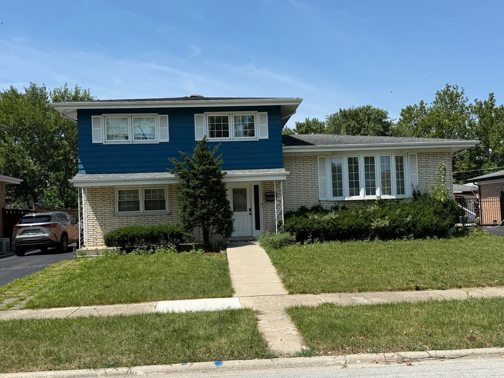 17624 71st Avenue, Tinley Park, IL 60477