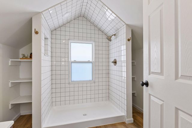 4618 Queen Avenue N, Minneapolis, MN 55412