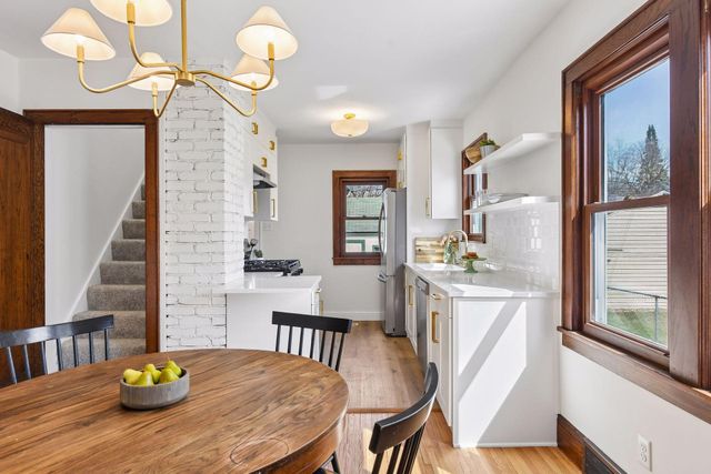 4618 Queen Avenue N, Minneapolis, MN 55412