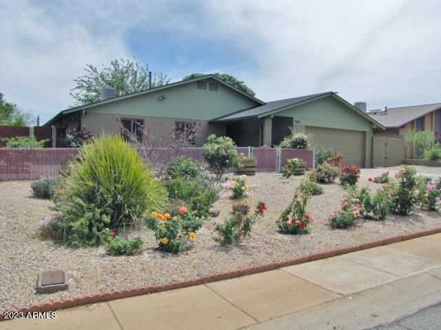 1048 QUAIL HOLLOW Drive, Sierra Vista, AZ 85635