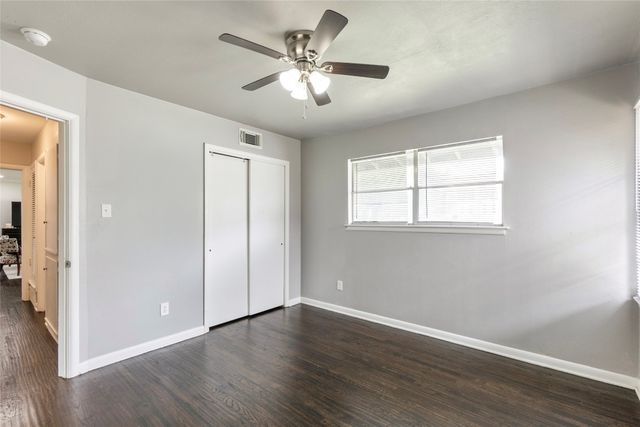 3704 Stadium Drive, Fort Worth, TX 76109