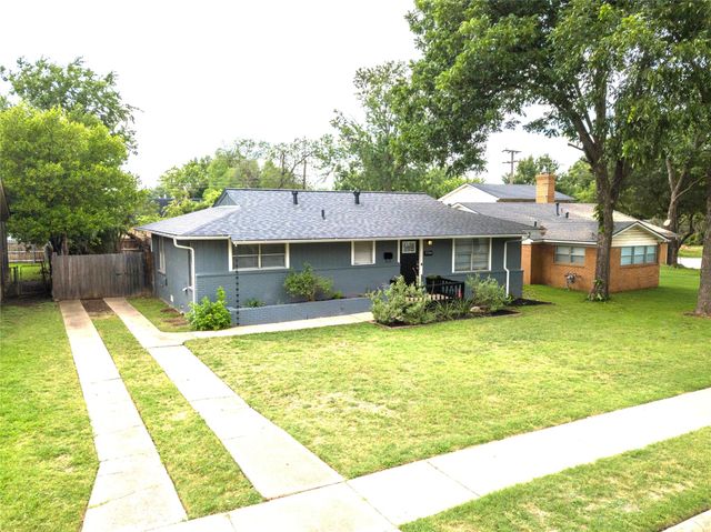3704 Stadium Drive, Fort Worth, TX 76109