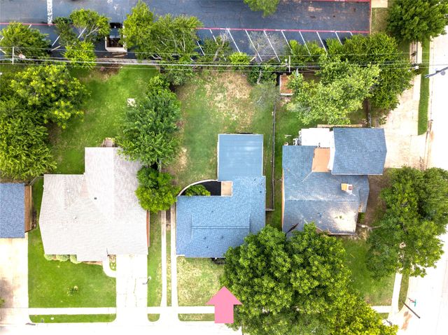 3704 Stadium Drive, Fort Worth, TX 76109