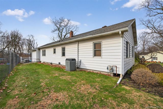 38 Noel Drive, Newburgh, NY 12550