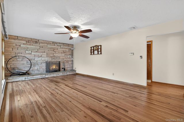 38 Noel Drive, Newburgh, NY 12550