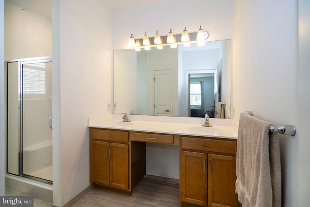 3700 CASTLETON DR, Williamstown, NJ 08094