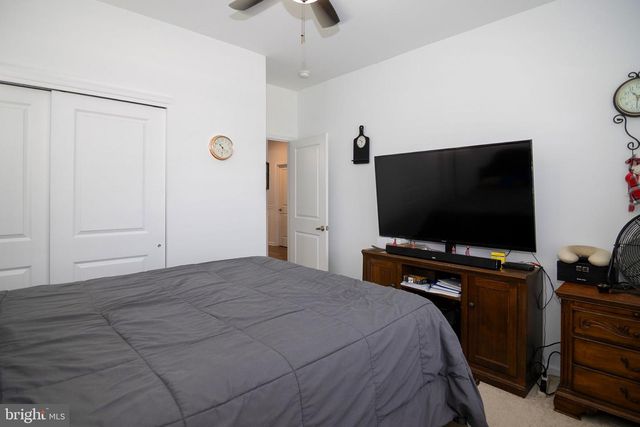 3700 CASTLETON DR, Williamstown, NJ 08094