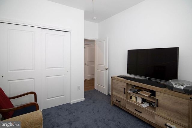 3700 CASTLETON DR, Williamstown, NJ 08094