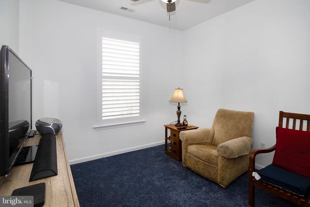 3700 CASTLETON DR, Williamstown, NJ 08094