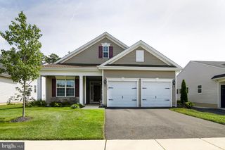 3700 CASTLETON DR, Williamstown, NJ 08094