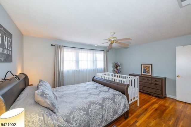 8 Sherbone Pl 8, Sayreville Boro, NJ 08872