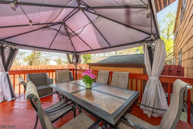 8 Sherbone Pl 8, Sayreville Boro, NJ 08872