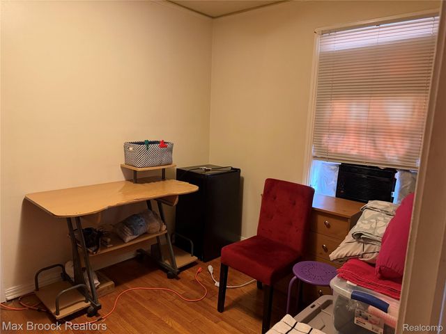 19341 Ohio Street, Detroit, MI 48221