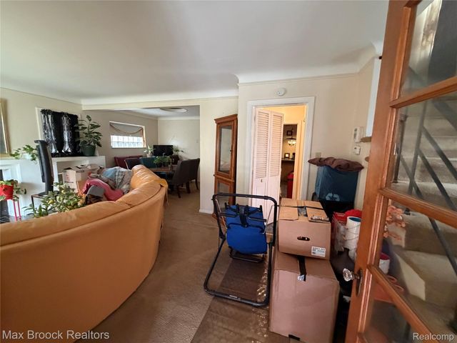 19341 Ohio Street, Detroit, MI 48221
