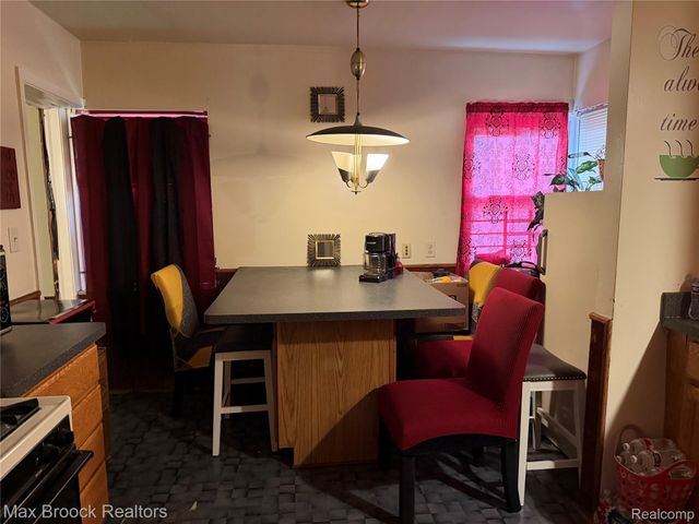 19341 Ohio Street, Detroit, MI 48221