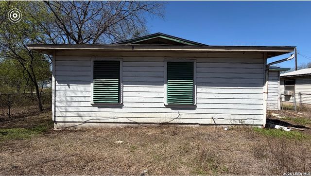 114 Calmar Ct, San Antonio, TX 78220