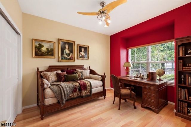 43 Renaissance Blvd, Franklin Twp., NJ 08873