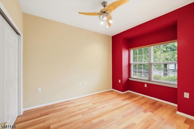 43 Renaissance Blvd, Franklin Twp., NJ 08873