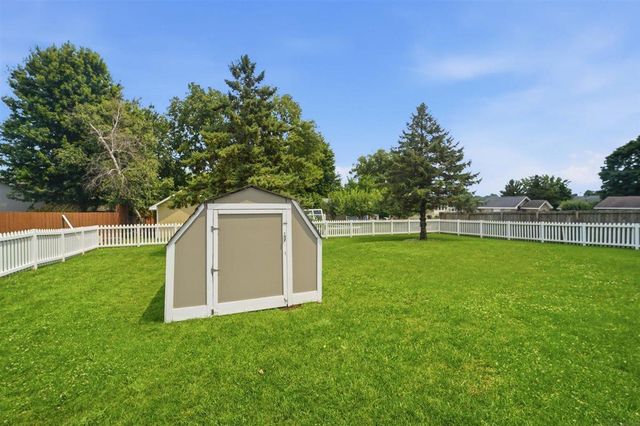 3713 Joan Drive, Waterloo, IA 50702