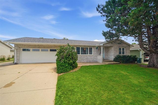 3713 Joan Drive, Waterloo, IA 50702