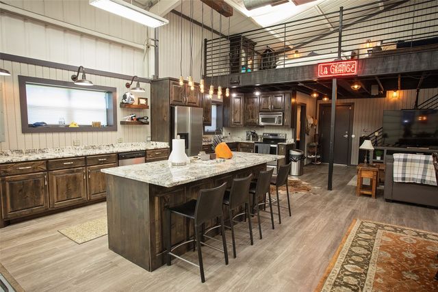1049 Hells Gate Loop, Possum Kingdom Lake, TX 76475