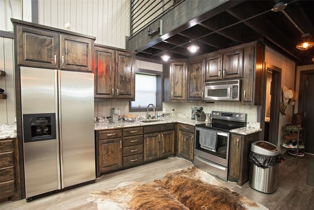 1049 Hells Gate Loop, Possum Kingdom Lake, TX 76475