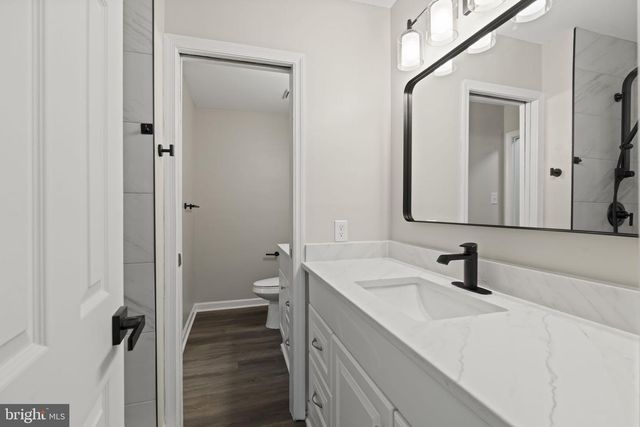 233 KEATS DR, Sicklerville, NJ 08081