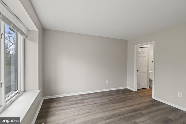 233 KEATS DR, Sicklerville, NJ 08081