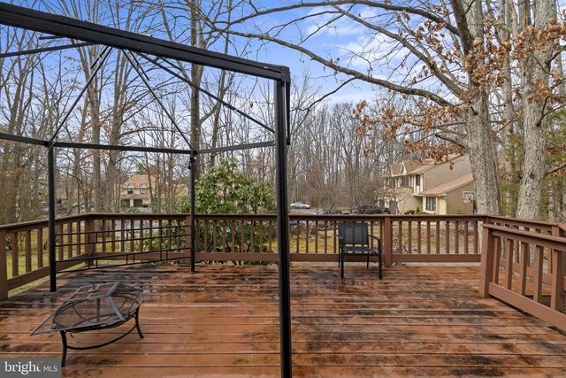 233 KEATS DR, Sicklerville, NJ 08081