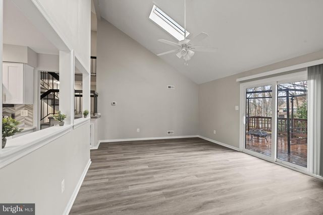 233 KEATS DR, Sicklerville, NJ 08081