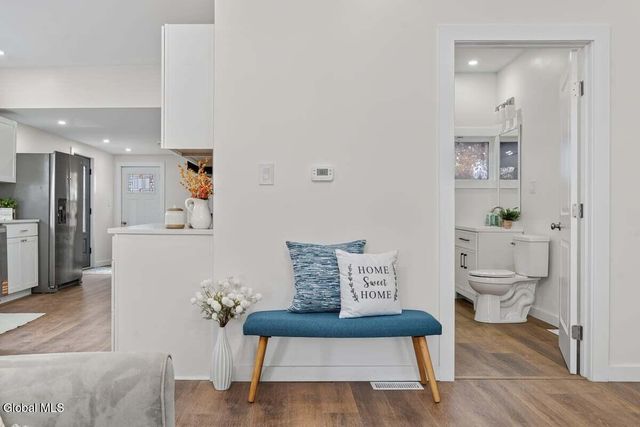 48 McBride Road, Halfmoon, NY 12118