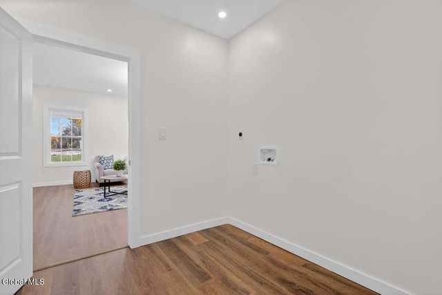 48 McBride Road, Halfmoon, NY 12118