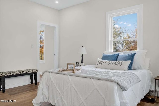 48 McBride Road, Halfmoon, NY 12118