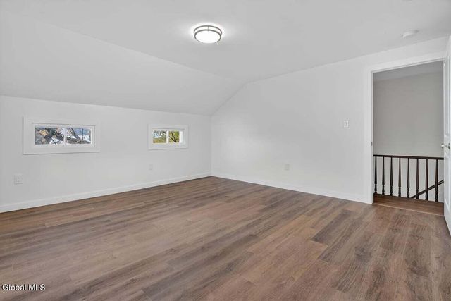 48 McBride Road, Halfmoon, NY 12118